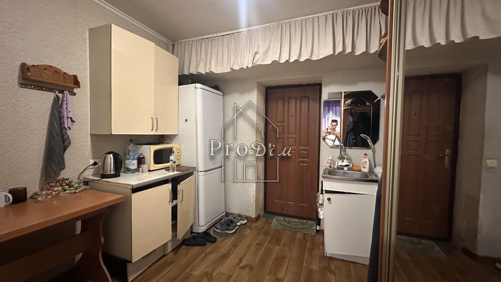 Продаж кімнати 18 м2 в гуртожитку Івана Гонти 9 Без %%