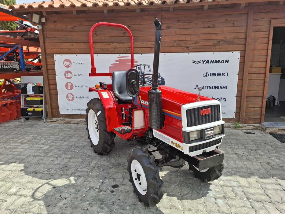Trator Yanmar F16D 4x4 | Aro de proteção | Pneus Novos| Compacto