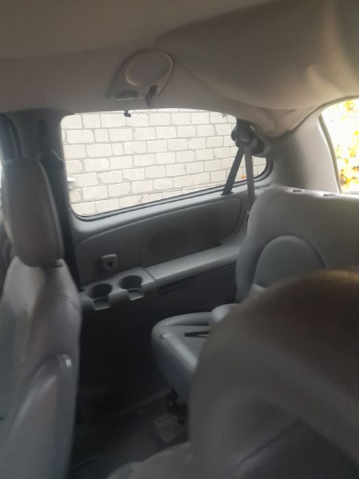 Крайслер гранд вояджер