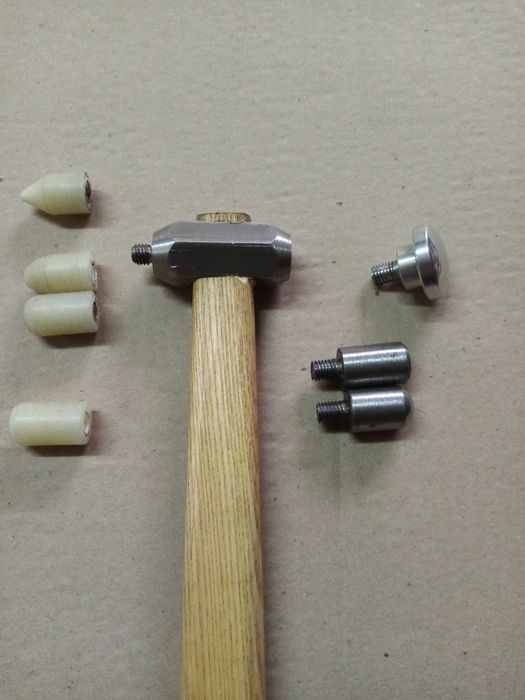 Інструмент для рихтовки