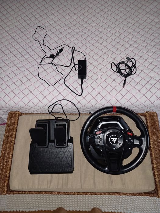 Volante thrustmaster T128