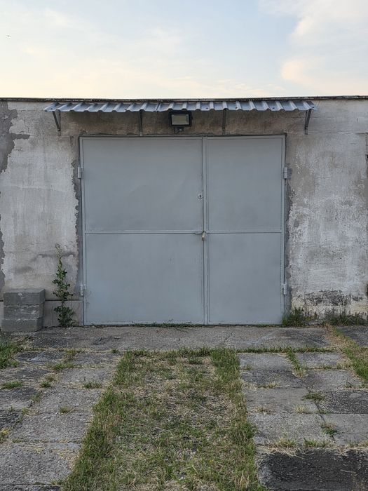Garaż murowany, ocieplony - Pruszcz Gdański
