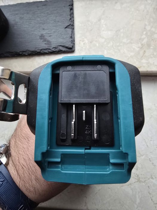 MAKITA Akumulatorowa zakrętarka udarowa na bit 1/4" 10,8V 12V CXT TD11