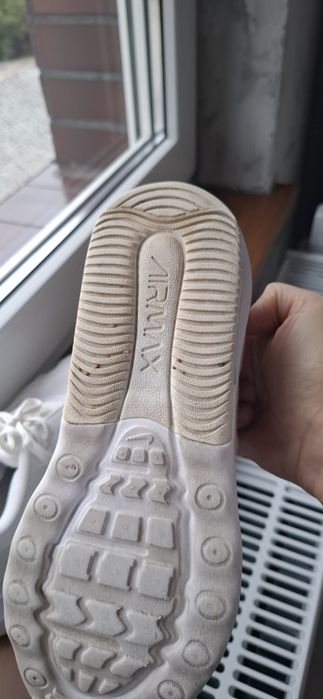 Białe buty sportowe Nike Air Max rozmiar  36,5