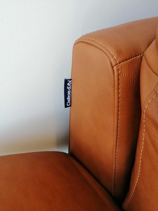 Preço Final - Incrível Sofá customizado Chateaux d'Ax