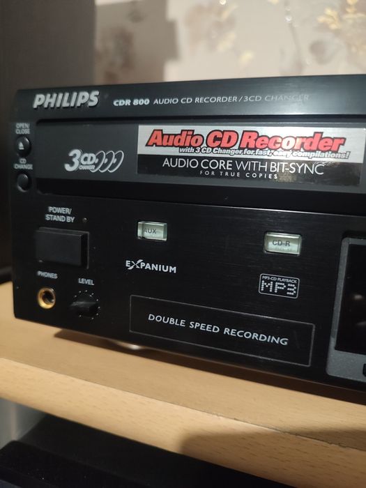 Сиди рекордер philips СDR800.