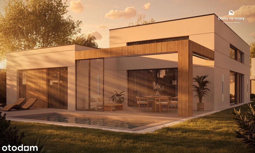 Parterowy dom z wysokim salonem w centrum Dąbrówki