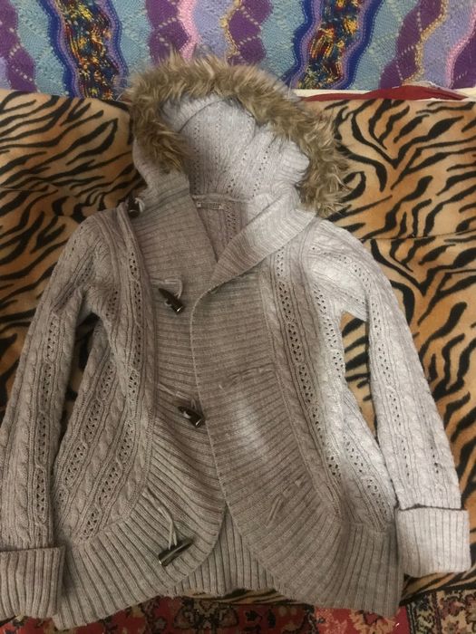 Кофты тёплые на девочку