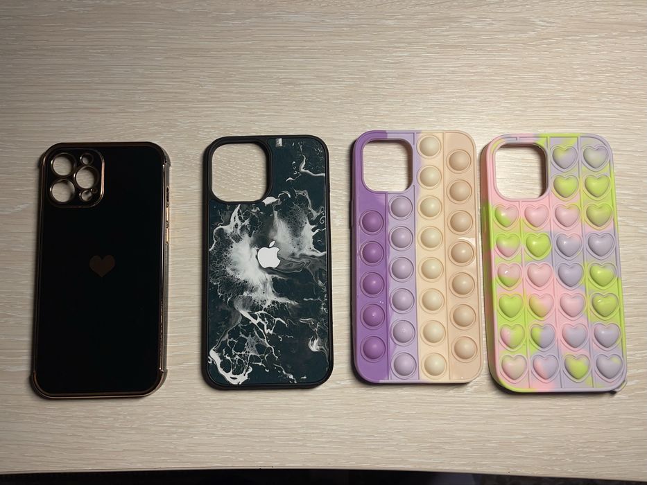 Чохли на телефон iphone 12 pro max