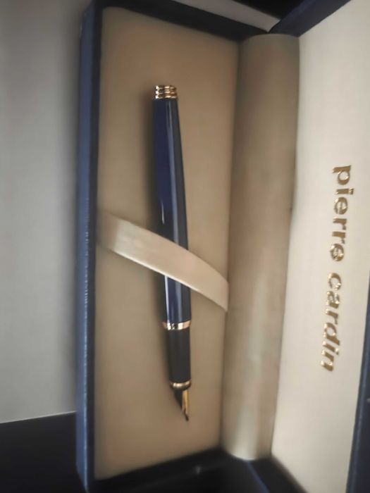 Caneta de Aparo Pierre Cardin