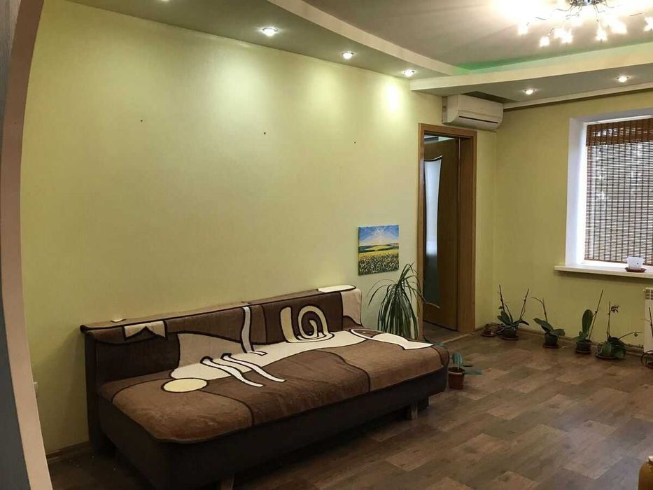 Продажа 3-х комнатной квартиры. Район Артема