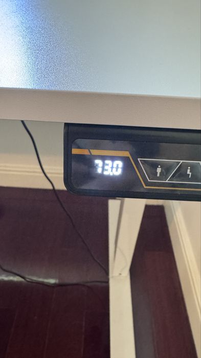 Secretária Elétrica Elevatória – Standing Desk Ajustável em Altura