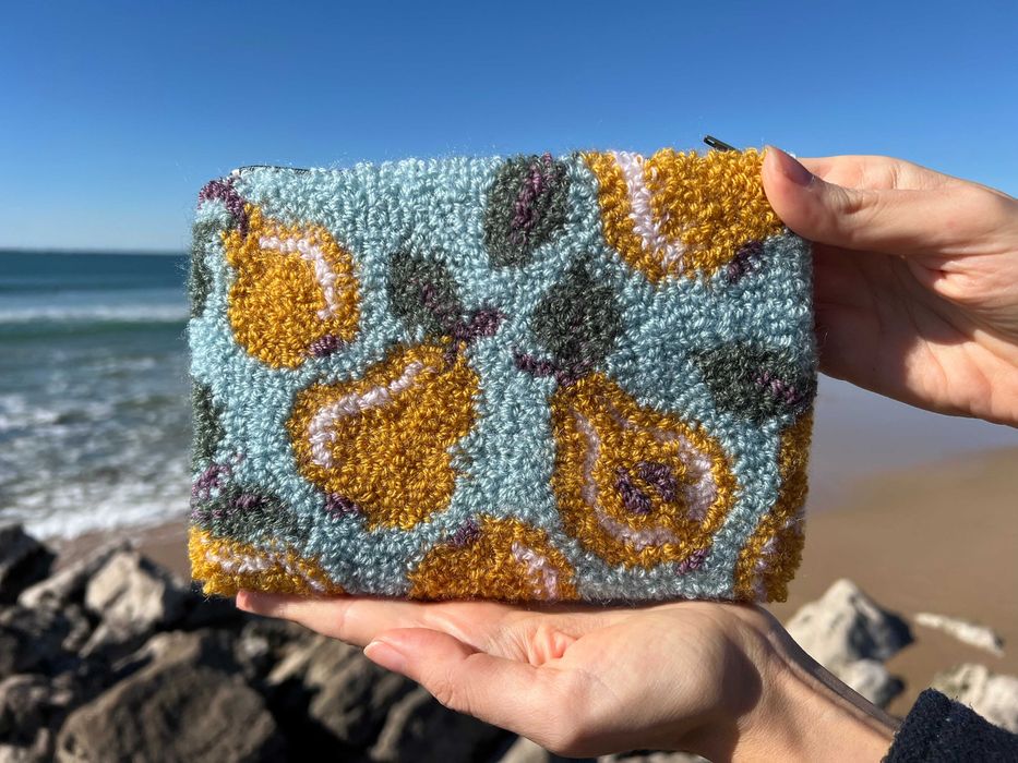 A bolsa, feita à mão perfurador da agulha