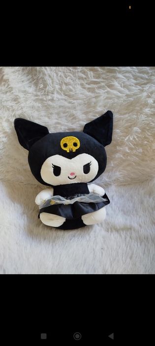 Pluszak Hello Kitty Sanrio Kuromi w balowej sukni
