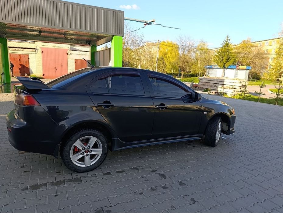 Авто Mitsubishi Lancer X