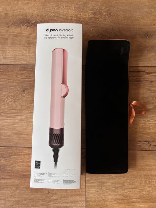 Sprzedam  Aeroprostownica Dyson Airstrait