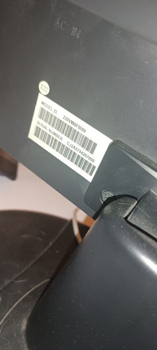 Monitor Philips impecável