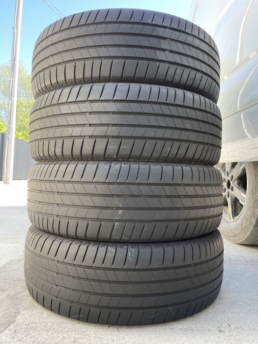 215/60/17 Bridgestone Turanza T 005