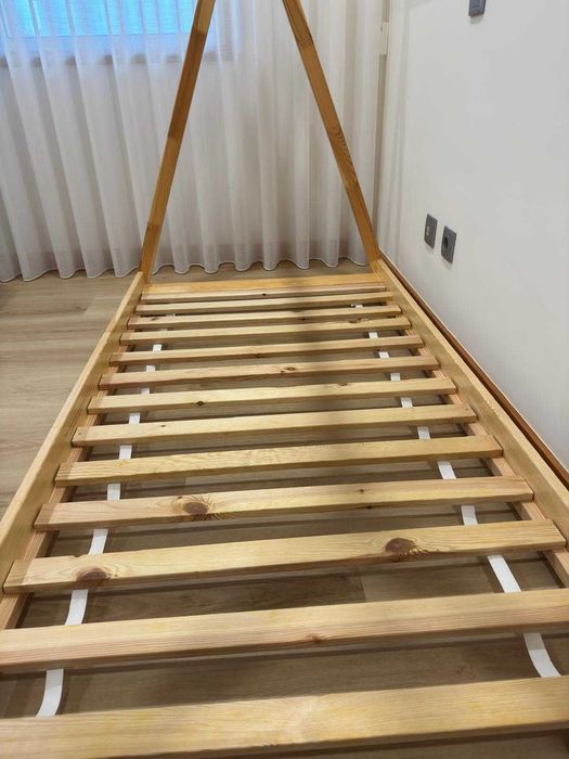 Cama Montessori Tepee