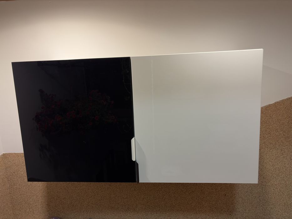 Szafka z drzwiczkami czarno-biała IKEA