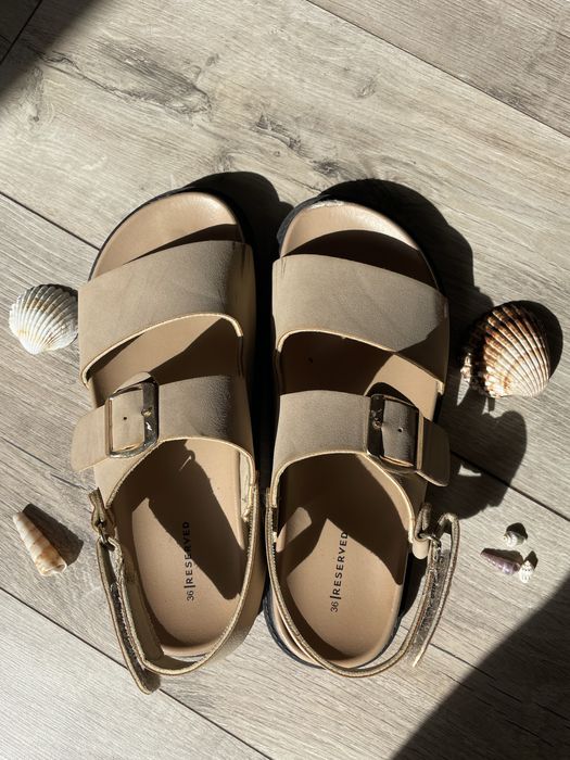 сандали reserved