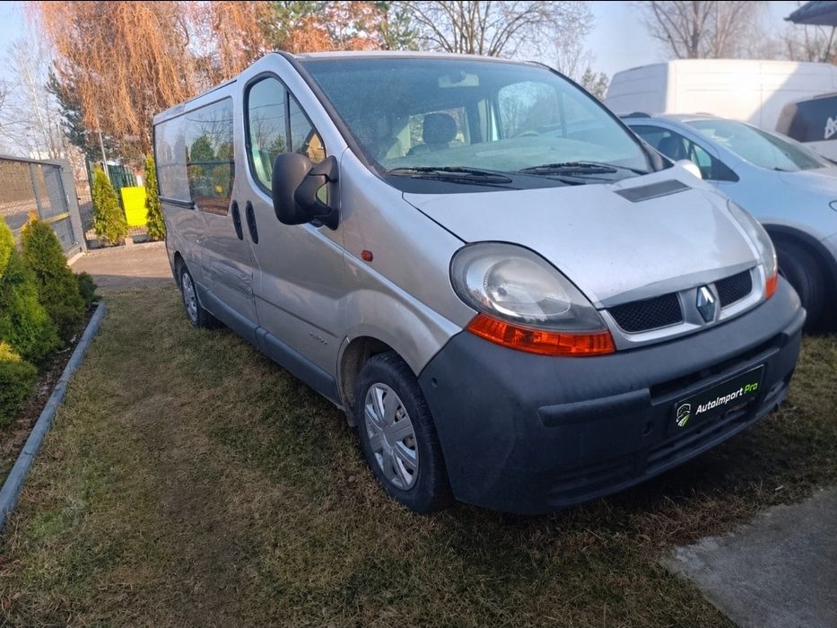 Мікроавтобус Renault Trafic 1.9 дизель 2003 механіка.