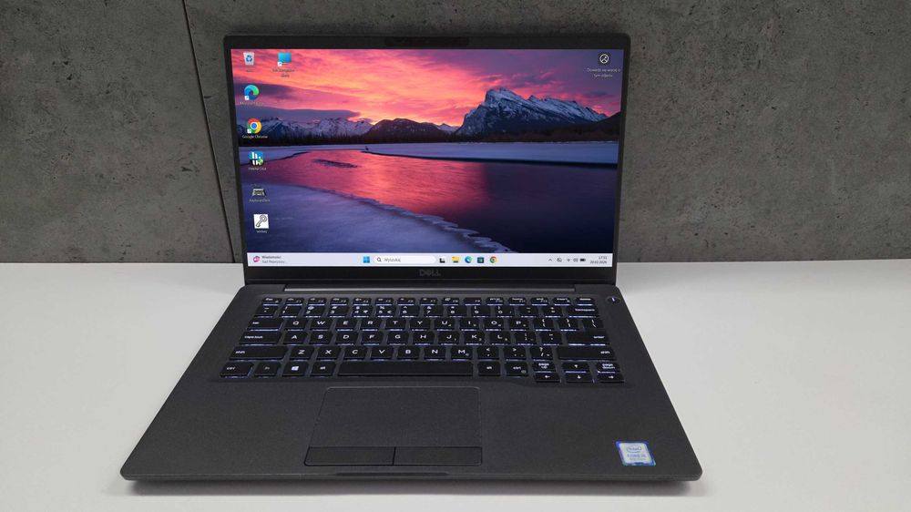Dotyk Dell Latitude 7400 i5 8365U 8GB 256SSD FHD IPS Laptop Windows 11