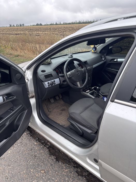 Opel Astra H 1.9 tdi