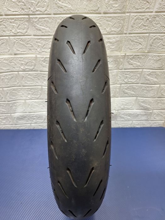 Мотошина 120/70 ZR17 M/C 58W  Michelin Power GP, 2023рік
