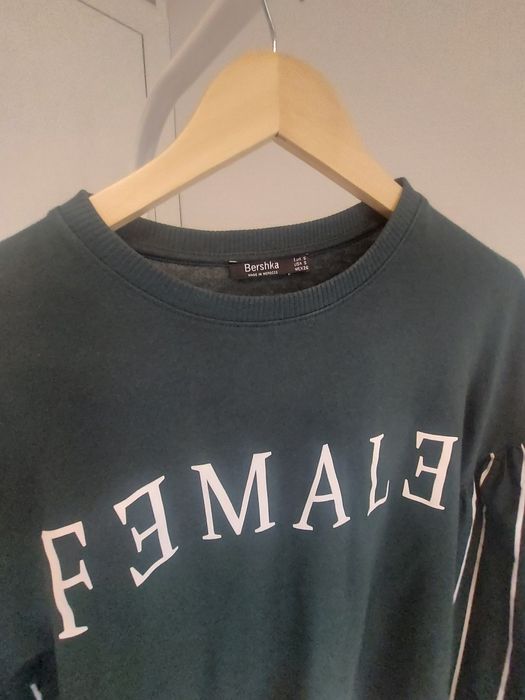 Bluza z koszulowym rękawem bershka S