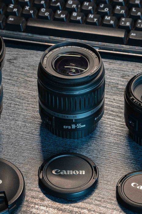 об’єктиви Canon EF-S