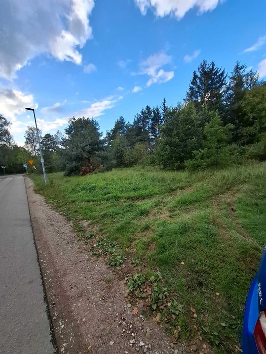 Działka  rekreacyjna  - zabudowa letniskowa całoroczna