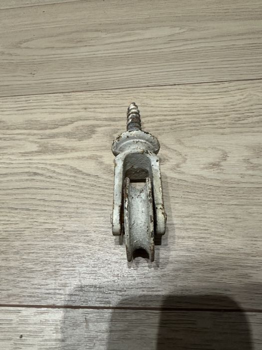 Bloczek obrotowy do liny PRL