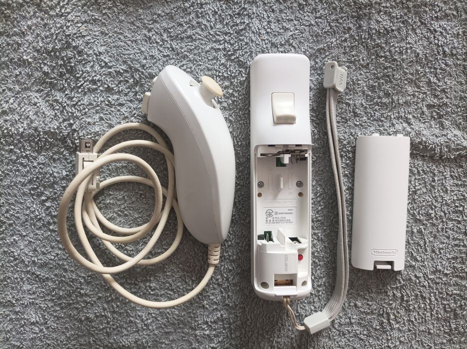 Original Wii Remote64730270255874121