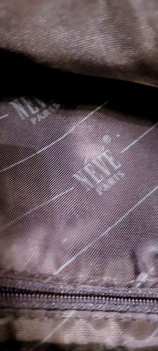 Mala senhora de ganga Névé Paris