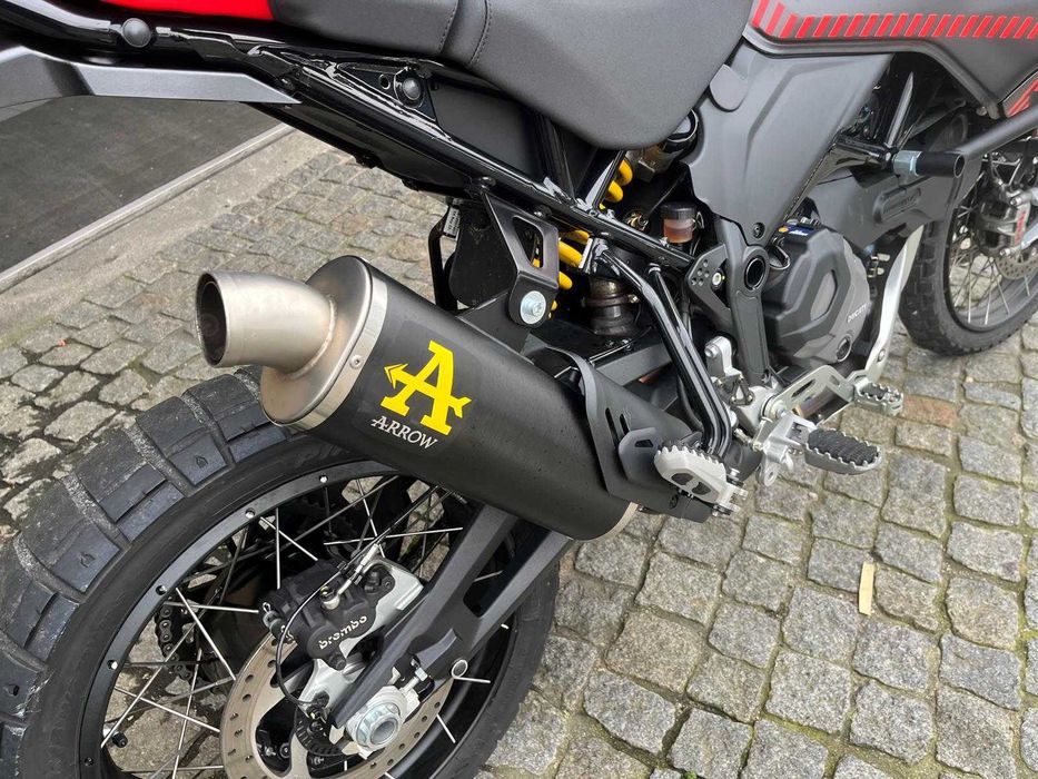 Ducati DesertX RR22 Saturn Grey de 2024