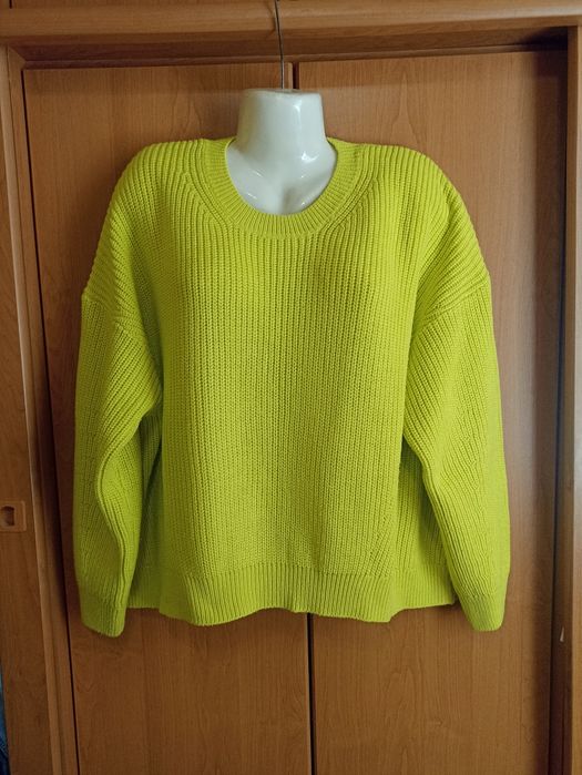 Женские свитера 52-54р