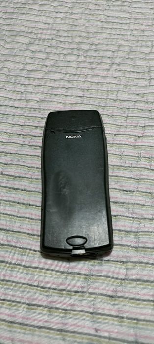 Telemóvel Nokia 8210