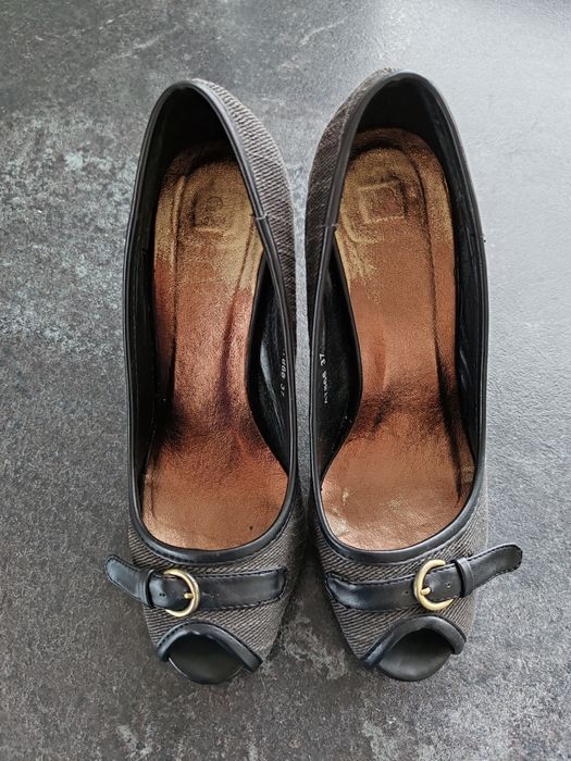 Damskie buty na szpilce