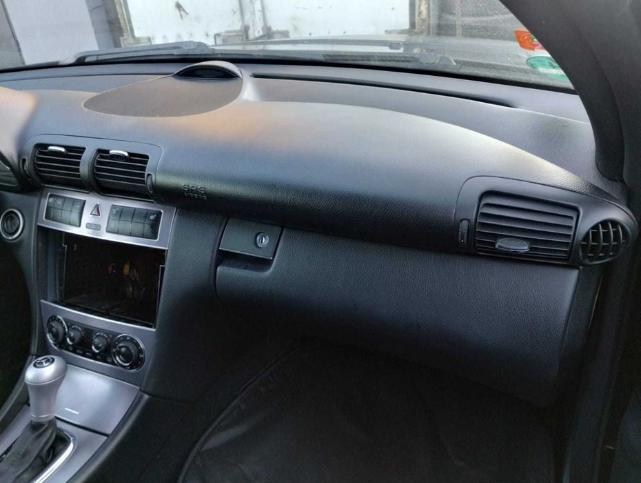 deska kokpit poduszka kierowcy pasażera Mercedes CLC CL203 . 08-11r.