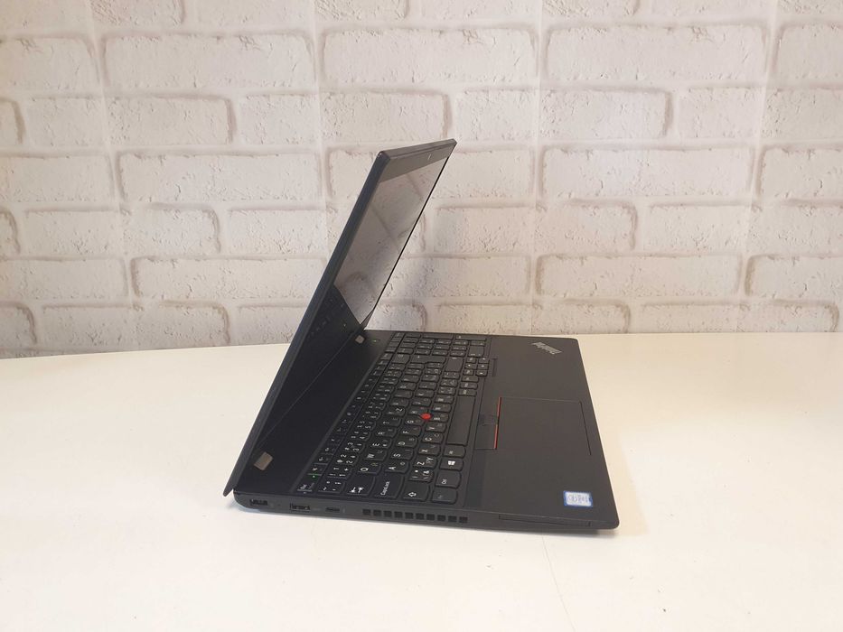 Ноутбук премиум для работы Днепр ОПТ ∎ Розница ∎ Lenovo ThinkPad T570 ∎ i5-7300U ∎ 8GB ∎ 256GB ∎ IPS ∎ Гарантия