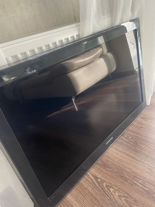 Samsung моделі LE37A552P3R.