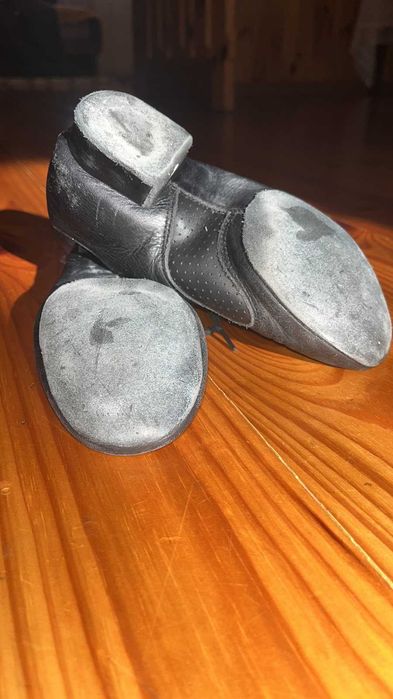 Туфлі танцювальні