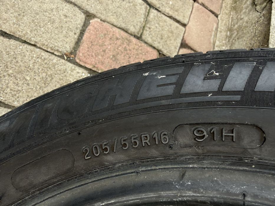 Резина 205/55R16