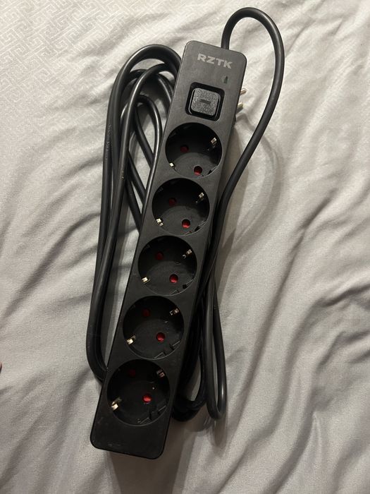 Мережевний подовжувач