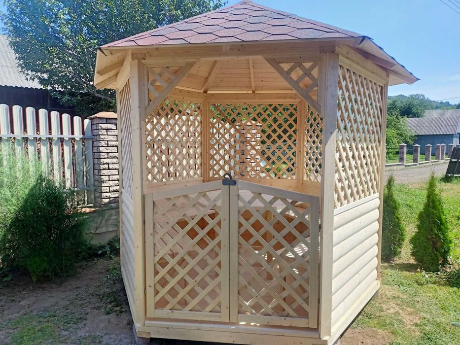 Альтанка 6 кутна , Туалет вуличний