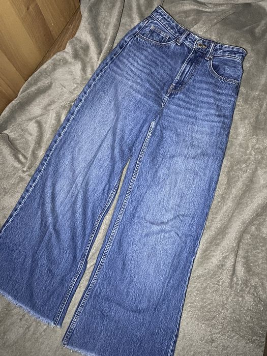 Джинси жіночі Bershka