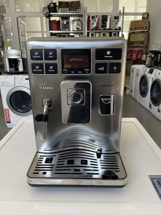 Кофемашина Saeco Exprelia из Германии новый капучинатор гарантия