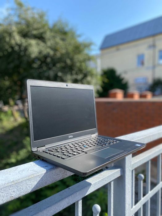 Ноутбук Dell Latitude 5490/i3-8130U/8 DDR4+SSD256/IPS 14.0"+гарантія