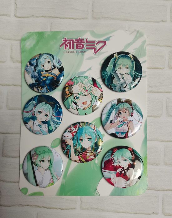 Hatsune Miku (manga, anime) - przypinki, piny, badziki - zestaw 8 szt. [2]